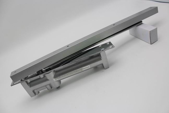 Supply high quality aluminum hydraulic concealed mounted door closer